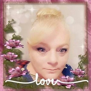 Meet your Posher, Renea